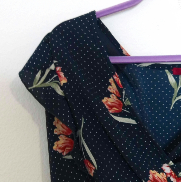 GUESS TOP - Picture 3 of 7